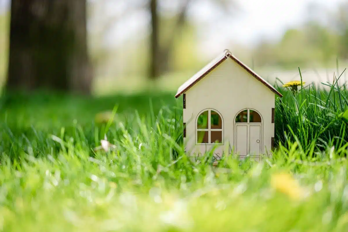 Immobilier durable pour seniors : L’avenir réside-t-il dans les bâtiments éco-responsables?