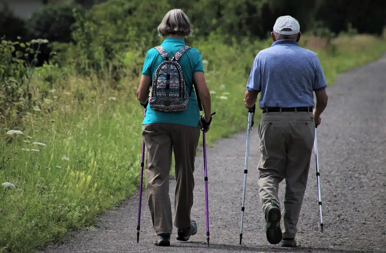 Comment les seniors peuvent facilement rester en forme